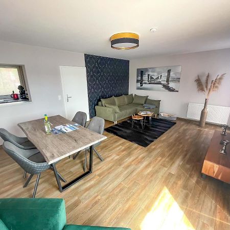 Ferienhaus Hafenblick Малхов Екстериор снимка