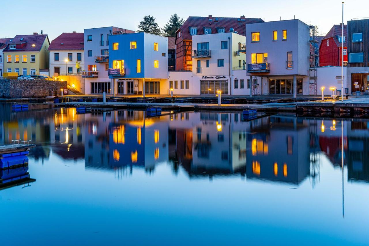 Ferienhaus Hafenblick Малхов Екстериор снимка